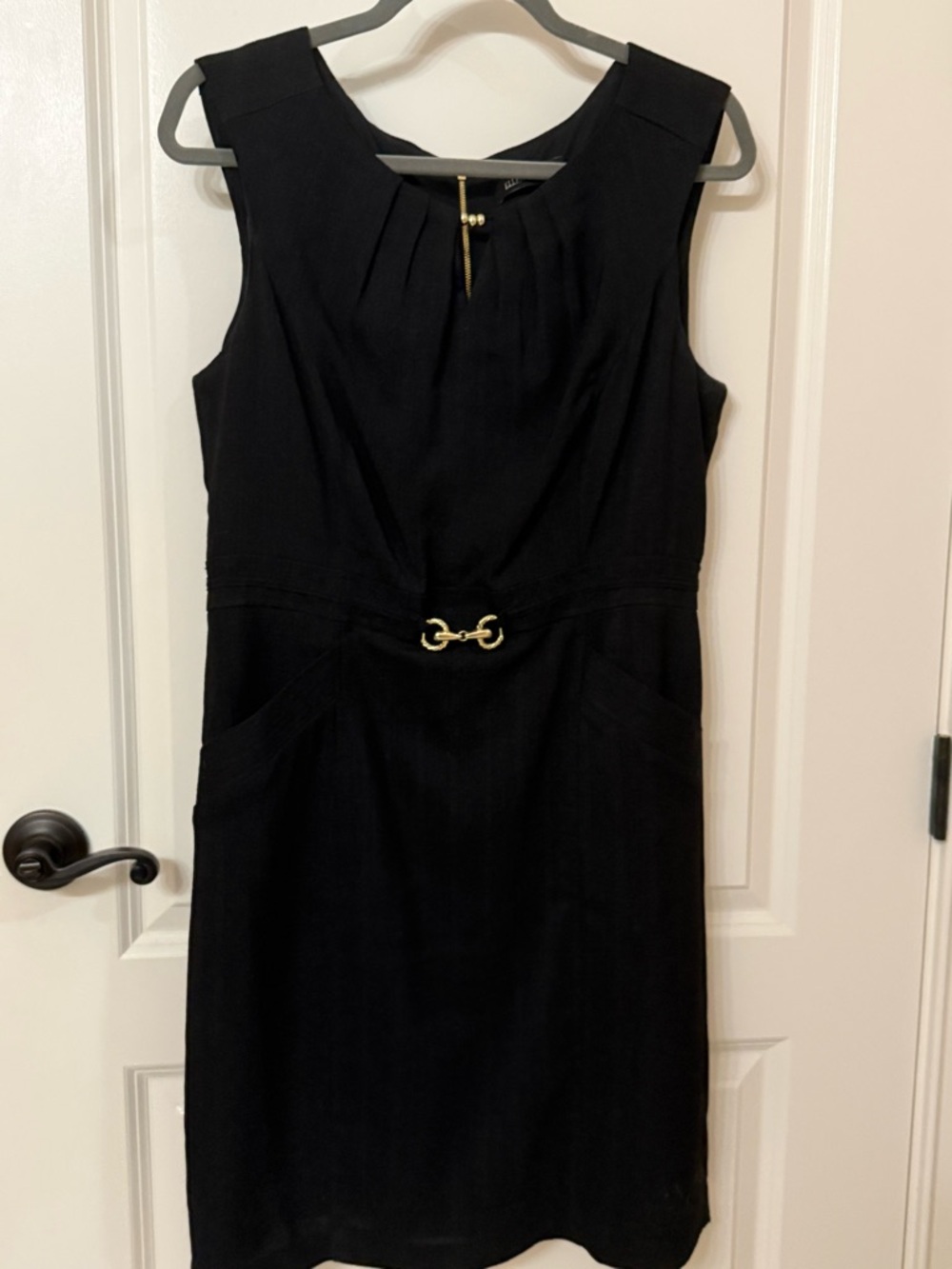 Ellen Tracy Black Sleeveless Midi Dress with Gold Hardware and pockets 12P